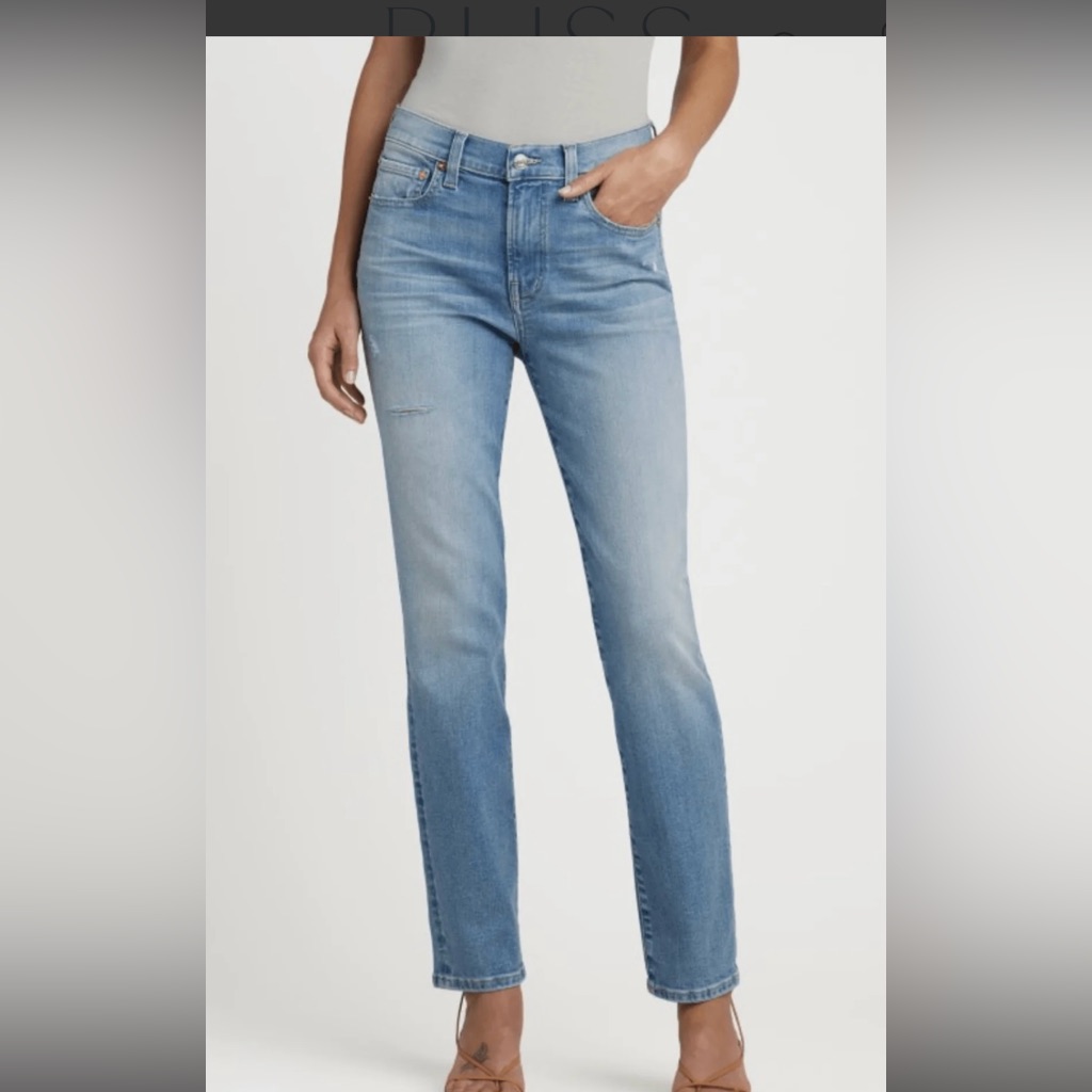 Edwin Nwt Women’s Cosmic Wash Bree Straight Leg Jeans. Size 26. E303